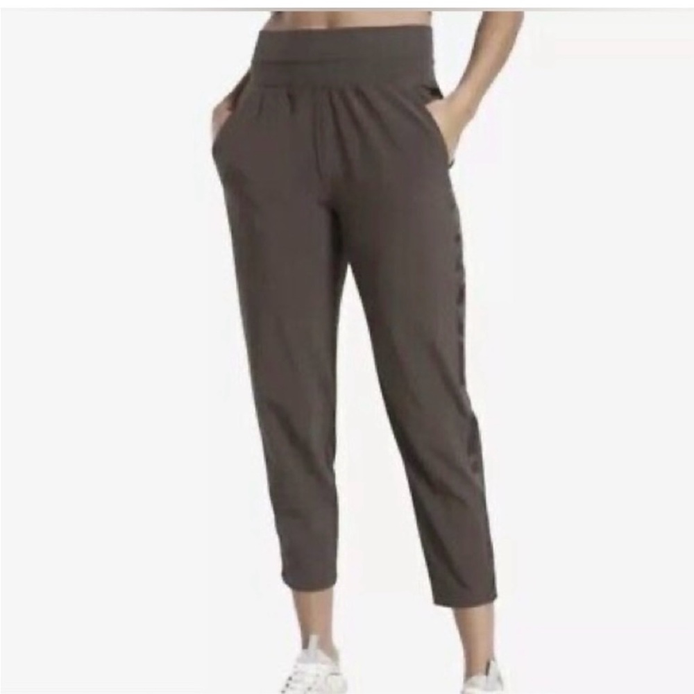 Athleta Brown Cropped Pants
